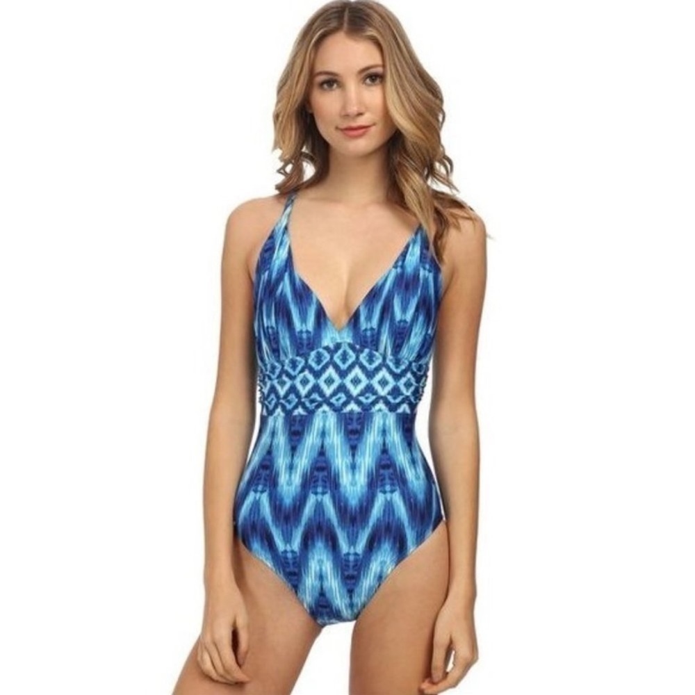 💙La Blanca,Like New,Cross-Back One Piece Swimsuit, Gorgeous Suit! Size 4